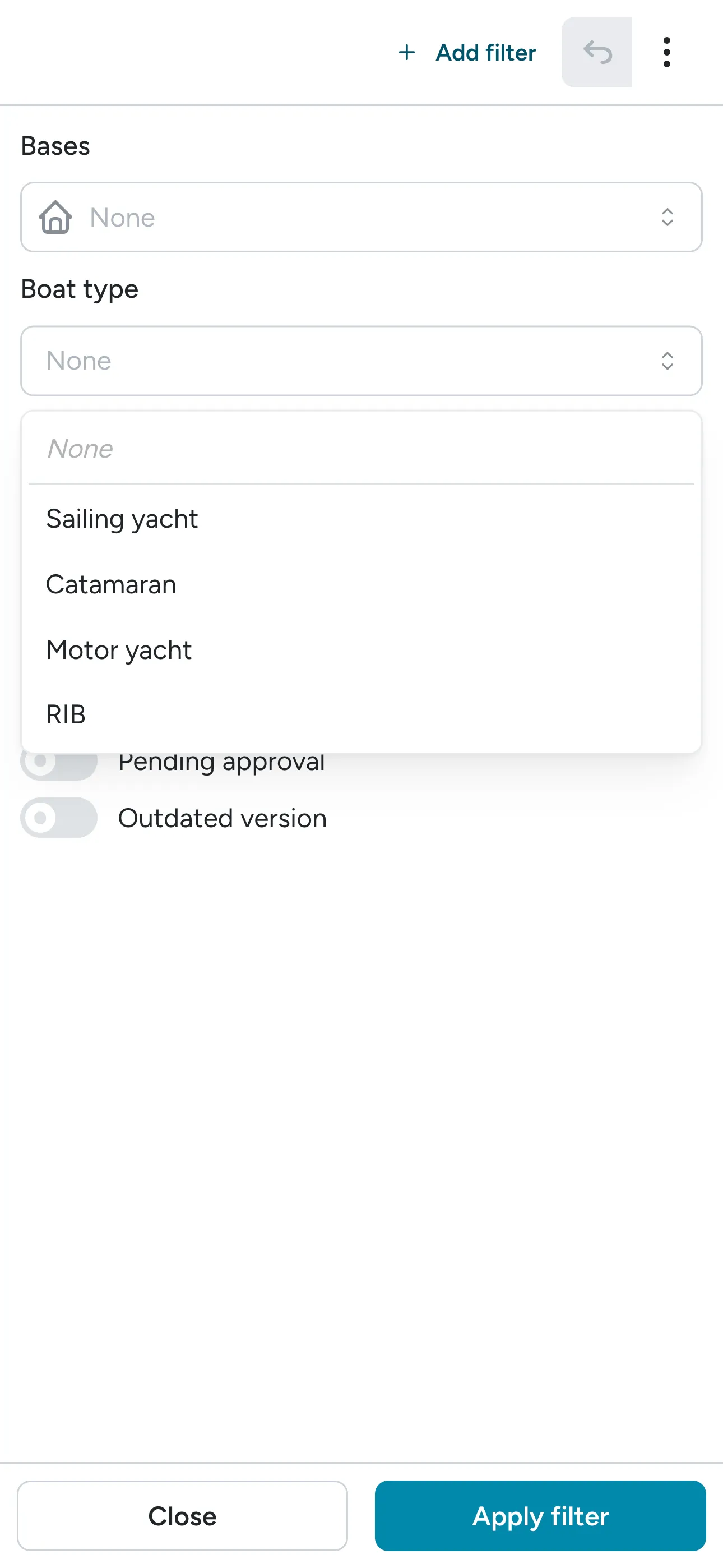 The calendar's Boat type picker open, listing Sailing yacht, Catamaran, Motor yacht, and RIB